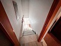 Geräumige Villa mit 7 Schlafzimmern und Pool in Onil in Real Estate Alicante