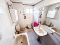Geräumige Villa mit 7 Schlafzimmern und Pool in Onil in Real Estate Alicante