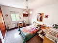 Geräumige Villa mit 7 Schlafzimmern und Pool in Onil in Real Estate Alicante