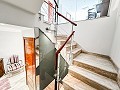 Schönes dreistöckiges Haus im Zentrum von Almansa in Real Estate Alicante