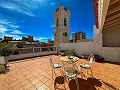Schönes dreistöckiges Haus im Zentrum von Almansa in Real Estate Alicante