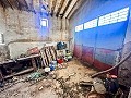 Geräumiges Landhaus mit 8 Zimmern zum Renovieren in Yecla in Real Estate Alicante