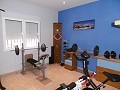 Espectacular villa de 3 dormitorios y 2 baños con piscina in Real Estate Alicante