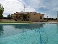 Espectacular villa de 3 dormitorios y 2 baños con piscina in Real Estate Alicante