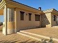 Excellent villa very close to Yecla in Real Estate Alicante