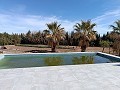 Villa grande de 4 dormitorios y 2 baños muy cerca de Yecla in Real Estate Alicante