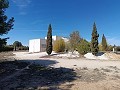 Villa grande de 4 dormitorios y 2 baños muy cerca de Yecla in Real Estate Alicante