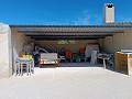 Villa grande de 4 dormitorios y 2 baños muy cerca de Yecla in Real Estate Alicante