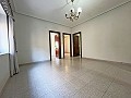 Casa de tres habitaciones y dos baños en Pinoso in Real Estate Alicante