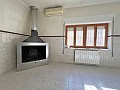 Casa de tres habitaciones y dos baños en Pinoso in Real Estate Alicante