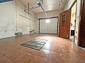 Casa de tres habitaciones y dos baños en Pinoso in Real Estate Alicante