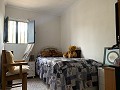 Casa de campo con 4 dormitorios, Garaje y Piscina in Real Estate Alicante