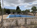 Casa de campo con 4 dormitorios, Garaje y Piscina in Real Estate Alicante