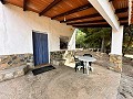 Prachtig veld met renovatiepotentieel in Almansa in Real Estate Alicante