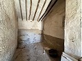Charming country house to renovate in Monóvar in Real Estate Alicante