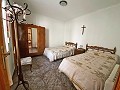 Maison de 3 chambres avec grande cour à Pinoso in Real Estate Alicante