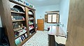 Höhlenhaus mit 3 Schlafzimmern in der Nähe von Pinoso in Real Estate Alicante