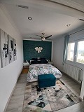 Großes Haus im Dorf in der Nähe von Pinoso und Monovar in Real Estate Alicante