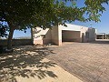 Villa tranquille de 3 chambres à Pinoso in Real Estate Alicante