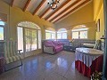 Villa tranquille de 3 chambres à Pinoso in Real Estate Alicante