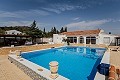 Atemberaubende freistehende Villa in Yecla mit Pool und Garage in Real Estate Alicante