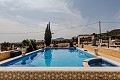 Atemberaubende freistehende Villa in Yecla mit Pool und Garage in Real Estate Alicante