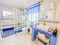 Atemberaubende freistehende Villa in Yecla mit Pool und Garage in Real Estate Alicante