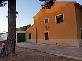 3 Bedroom Renovated house Yecla in Real Estate Alicante
