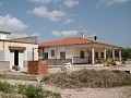 Estupendo chalet a 4 km de Yecla in Real Estate Alicante