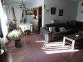 Villa mit Gästehaus und Pool in Real Estate Alicante