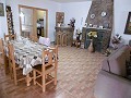 Villa mit Gästehaus und Pool in Real Estate Alicante