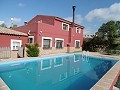 Villa mit Gästehaus und Pool in Real Estate Alicante