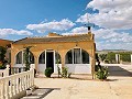 Wunderschön erhaltenes Landhaus in atemberaubender Yecla-Lage in Real Estate Alicante