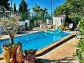 Schönes Landhaus mit großem Padelplatz in Real Estate Alicante