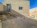 Riesiges Haus auf dem Land mit Grundstücken in Pinoso in Real Estate Alicante