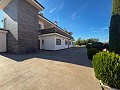 Superbe demeure avec piscine privée, terrain de sport et espace barbecue in Real Estate Alicante