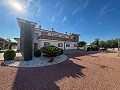 Superbe demeure avec piscine privée, terrain de sport et espace barbecue in Real Estate Alicante