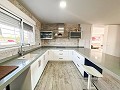Superbe demeure avec piscine privée, terrain de sport et espace barbecue in Real Estate Alicante