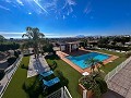 Superbe demeure avec piscine privée, terrain de sport et espace barbecue in Real Estate Alicante