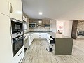 Superbe demeure avec piscine privée, terrain de sport et espace barbecue in Real Estate Alicante