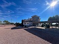Superbe demeure avec piscine privée, terrain de sport et espace barbecue in Real Estate Alicante