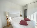 Hermosa villa de 3 dormitorios casi nueva in Real Estate Alicante