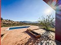 Charmante Villa de 4 Chambres avec de Superbes Vues Panoramiques in Real Estate Alicante