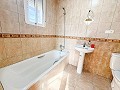 Charmante Villa de 4 Chambres avec de Superbes Vues Panoramiques in Real Estate Alicante