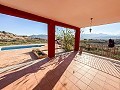 Charmante Villa de 4 Chambres avec de Superbes Vues Panoramiques in Real Estate Alicante
